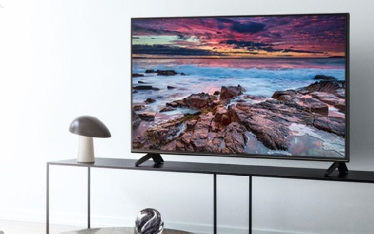 Dòng Tivi Panasonic Smart Led Ultra TH-49FX500V bán chạy hiện nay